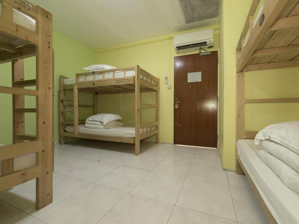 Hostel Traveller@sg *